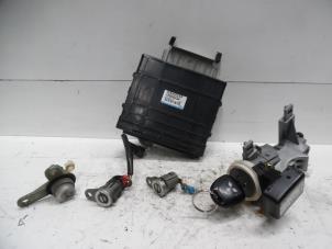 Used Set of cylinder locks (complete) Mitsubishi Outlander (CU) 2.0 16V 4x2 Price on request offered by Verhoef Cars & Parts