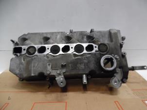 Used Rocker cover Mitsubishi L-200 2.5 DI-D 4x4 Price € 90,75 Inclusive VAT offered by Verhoef Cars & Parts