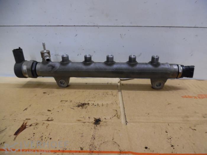 Usagé Système d'injection Kia Cee'd (EDB5) Prix € 90,00 Règlement à la marge proposé par Verhoef Cars & Parts