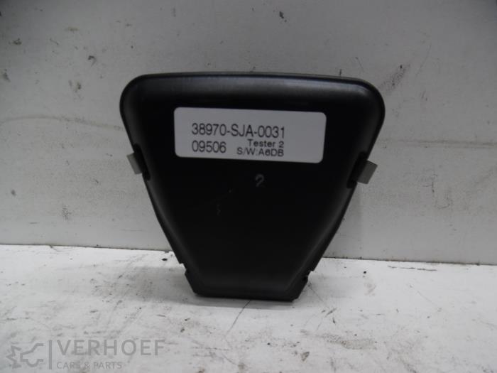 Begagnade Regnsensor Honda Legend (KB1/2) 3.5i V6 24V SH-AWD Pris på förfrågan erbjuds av Verhoef Cars & Parts