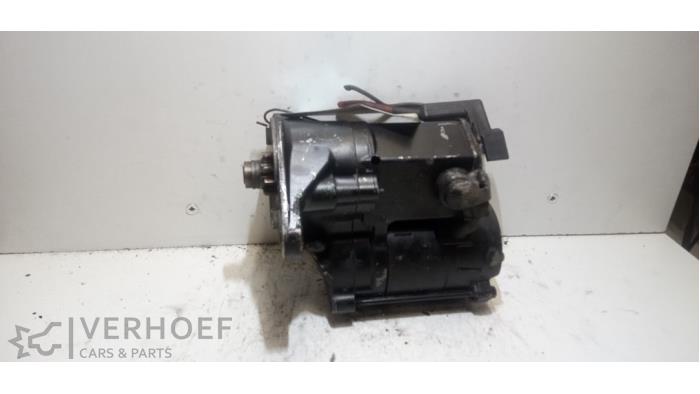 Anlasser van een Chrysler Voyager/Grand Voyager 2.4i 16V 2000