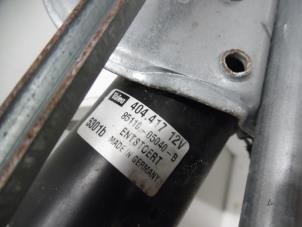 Usagé Moteur + mécanisme d'essuie glace Toyota Avensis (T22) 1.6 16V VVT-i Prix € 40,00 Règlement à la marge proposé par Verhoef Cars & Parts