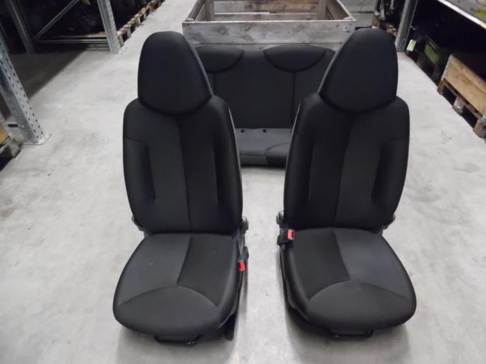Politie interieur Nieuwsgierigheid Set of upholstery (complete) Toyota Aygo 1.0 12V VVT-i