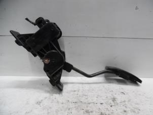 Used Throttle pedal position sensor Mitsubishi L-200 2.5 DI-D 4x4 Price on request offered by Verhoef Cars & Parts