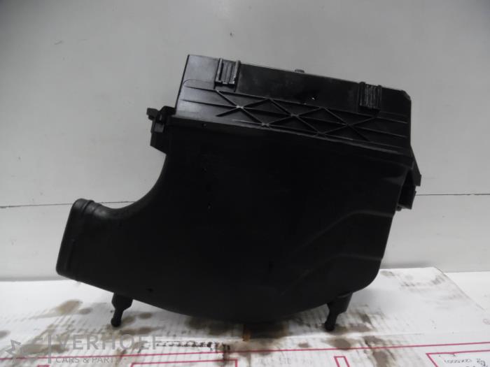 Gebrauchte Luftfiltergehäuse Mercedes E Estate (S212) E-350 CDI V6 24V BlueEfficiency 4-Matic Preis auf Anfrage angeboten von Verhoef Cars & Parts