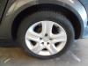 Wheel + winter tyre from a Opel Astra H (L48), 2004 / 2014 1.4 16V Twinport, Hatchback, 4-dr, Petrol, 1.364cc, 66kW (90pk), FWD, Z14XEP; EURO4, 2004-03 / 2010-10 2009