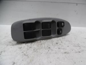 Used Multi-functional window switch Nissan Almera Tino (V10M) 1.8 16V Price on request offered by Verhoef Cars & Parts