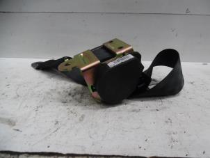 Used Rear seatbelt, left Peugeot 407 (6D) 1.8 16V Price on request offered by Verhoef Cars & Parts