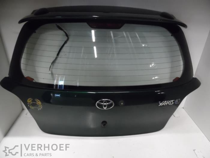Begagnade Baklucka Toyota Yaris (P1) 1.0 16V VVT-i Pris € 75,00 Marginaltabell erbjuds av Verhoef Cars & Parts
