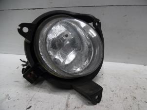 Used Fog light, front right Ssang Yong Rodius 2.7 270 Xdi 20V 4x2 Price on request offered by Verhoef Cars & Parts