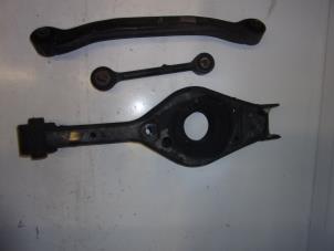 Used Rear wishbone, left Kia Sportage (SL) 2.0 CRDi 16V VGT 4x2 Price € 100,00 Margin scheme offered by Verhoef Cars & Parts