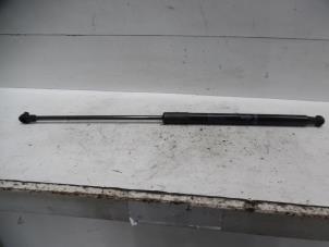 Used Rear gas strut, right Toyota Prius (ZVW3) 1.8 16V Price on request offered by Verhoef Cars & Parts