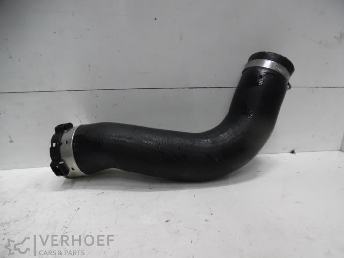 Gebrauchte Intercooler Schlauch Nissan Qashqai (J11) 1.6 DIG-T 163 16V Preis auf Anfrage angeboten von Verhoef Cars & Parts