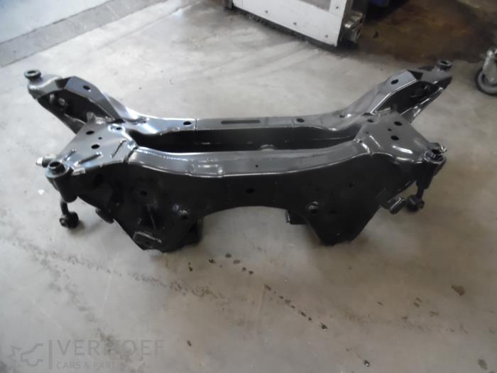 Used Subframe Nissan Qashqai (J11) 1.6 DIG-T 163 16V Price € 250,00 Margin scheme offered by Verhoef Cars & Parts