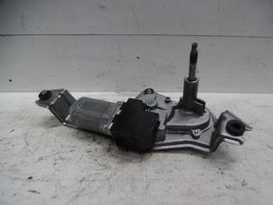 Used Rear wiper motor Toyota Corolla Wagon (E12) 1.6 16V VVT-i Price on request offered by Verhoef Cars & Parts