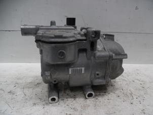 Used Air conditioning pump Toyota Yaris III (P13) 1.5 16V Hybrid Price € 150,00 Margin scheme offered by Verhoef Cars & Parts
