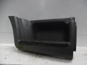 Used Footboard, right Nissan Cabstar (F22) 2.7 TD E-90 Price on request offered by Verhoef Cars & Parts