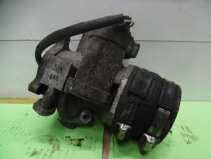 Used EGR valve Nissan Interstar (X70) 2.5 dCi 16V 120 Price on request offered by Verhoef Cars & Parts
