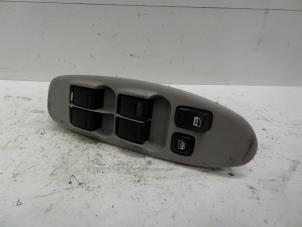 Used Multi-functional window switch Nissan Almera Tino (V10M) 1.8 16V Price € 30,00 Margin scheme offered by Verhoef Cars & Parts