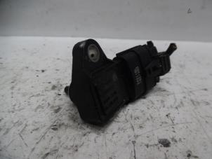 Used Mapping sensor (intake manifold) Kia Rio III (UB) 1.2 CVVT 16V Price on request offered by Verhoef Cars & Parts