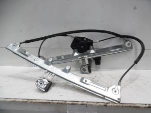 Used Window mechanism 2-door, front right Mitsubishi Colt (Z2/Z3) 1.3 16V Price on request offered by Verhoef Cars & Parts