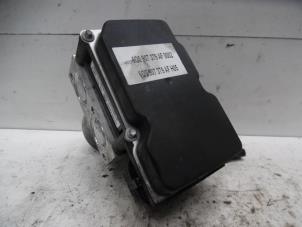 Used ABS pump Volkswagen Polo IV (9N1/2/3) 1.4 TDI 80 Price € 75,00 Margin scheme offered by Verhoef Cars & Parts