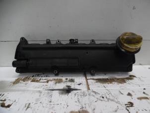 Used Rocker cover Nissan Note (E11) 1.5 dCi 86 Price on request offered by Verhoef Cars & Parts