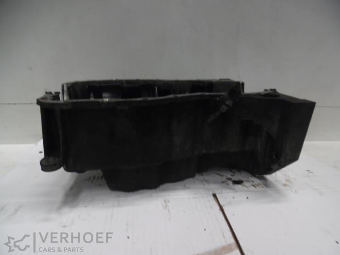 Używane Miska olejowa Nissan Note (E11) 1.5 dCi 86 Cena na żądanie oferowane przez Verhoef Cars & Parts