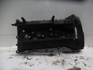 Used Rocker cover Hyundai iX35 (LM) 2.0 16V Price on request offered by Verhoef Cars & Parts