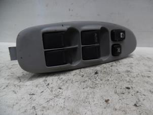 Used Multi-functional window switch Nissan Almera Tino (V10M) 2.2 Di 16V Price on request offered by Verhoef Cars & Parts