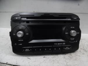 Used Radio CD player Kia Picanto (TA) 1.2 16V Price € 50,00 Margin scheme offered by Verhoef Cars & Parts
