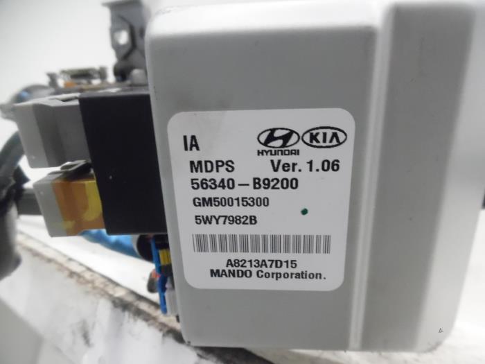 Lenkkraftverstärker Elektrisch van een Hyundai i10 (B5) 1.0 12V 2015