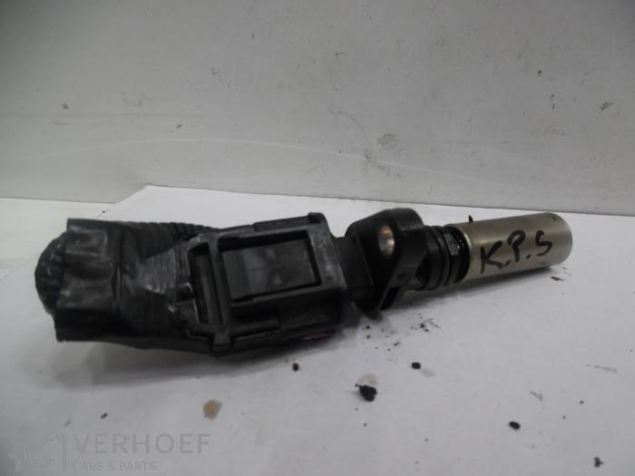 Begagnade Vevaxelsensor Toyota Yaris III (P13) 1.5 16V Hybrid Pris € 40,00 Marginaltabell erbjuds av Verhoef Cars & Parts