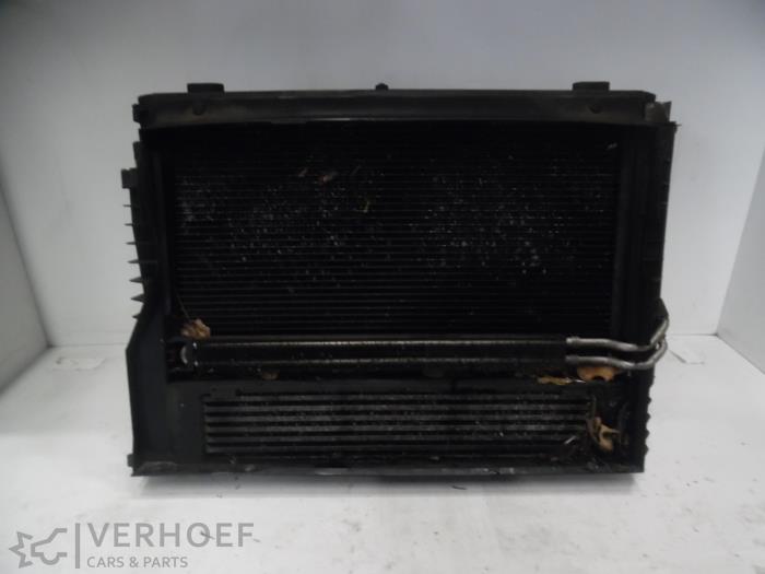 Used Radiator BMW 5 serie (E60) 525d 24V Price € 300,00 Margin scheme offered by Verhoef Cars & Parts
