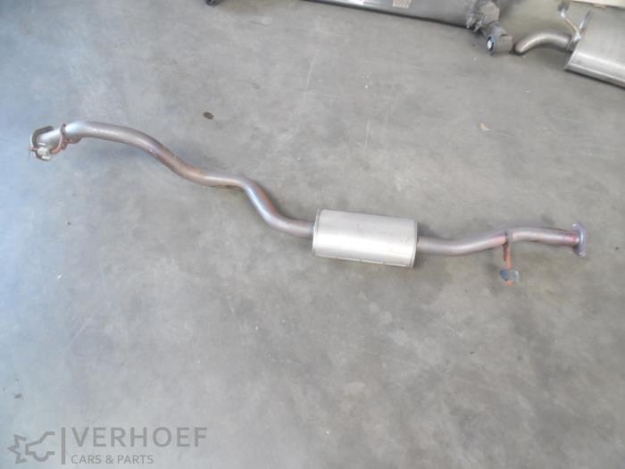 Gebrauchte Auspuff Mitteldämpfer Nissan Qashqai (J11) 1.2 DIG-T 16V Preis auf Anfrage angeboten von Verhoef Cars & Parts
