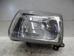 Begagnade Strålkastare, vänster Suzuki Alto (SH410) 1.0 GA,GL Pris € 25,00 Marginaltabell erbjuds av Verhoef Cars & Parts