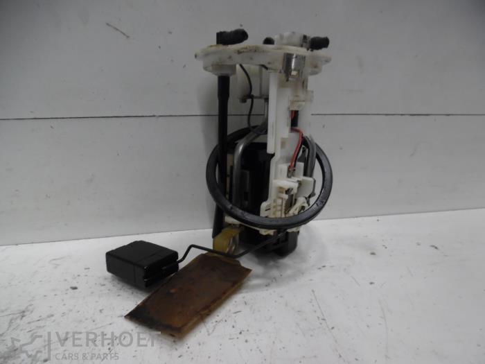 Usagé Pompe essence Toyota RAV4 (A2) 2.0 D-4D 16V 4x4 Prix sur demande proposé par Verhoef Cars & Parts