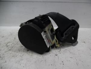 Used Rear seatbelt, right Peugeot 307 SW (3H) 2.0 HDi 110 FAP Price on request offered by Verhoef Cars & Parts