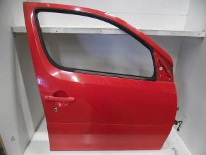 Gebrauchte Tür 4-türig rechts vorne Daihatsu YRV (M2) 1.3 16V DVVT Preis auf Anfrage angeboten von Verhoef Cars & Parts