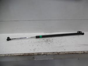 Used Rear gas strut, right Daihatsu Trevis 1.0 12V DVVT Price on request offered by Verhoef Cars & Parts