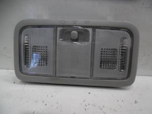 Gebrauchte Innenbeleuchtung vorne Daihatsu Trevis 1.0 12V DVVT Preis auf Anfrage angeboten von Verhoef Cars & Parts