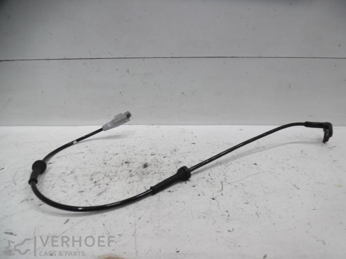 Begagnade ABS-sensor Citroen Berlingo 1.6 BlueHDI 75 Pris € 48,40 Inklusive moms erbjuds av Verhoef Cars & Parts