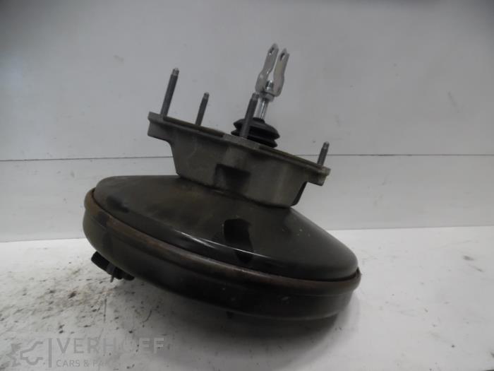 Usados Servofreno Nissan Qashqai (J10) 2.0 16V Precio de solicitud ofrecido por Verhoef Cars & Parts