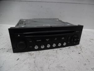Used Radio CD player Fiat Scudo (270) 2.0 D Multijet Price € 100,00 Margin scheme offered by Verhoef Cars & Parts