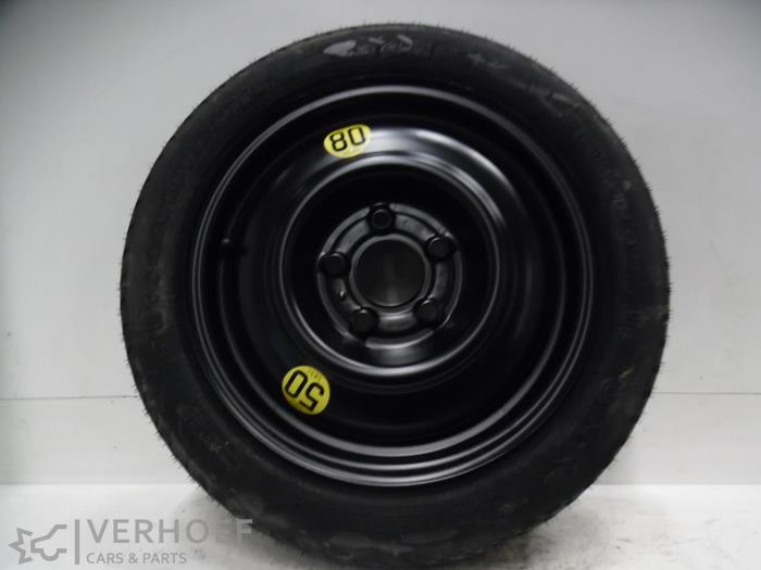 Używane Kolo dojazdowe Kia Pro cee'd (EDB3) Cena na żądanie oferowane przez Verhoef Cars & Parts