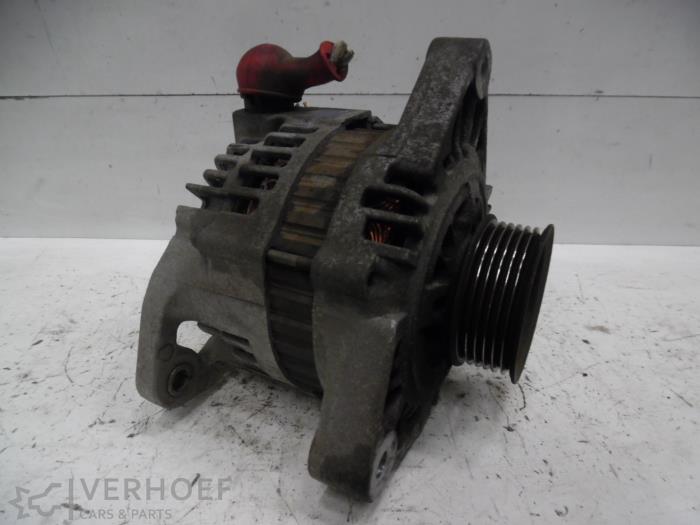 Begagnade Dynamo Nissan Almera Tino (V10M) 2.0 16V CVT Pris € 40,00 Marginaltabell erbjuds av Verhoef Cars & Parts