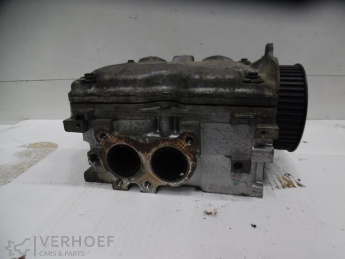 Begagnade Topplock Subaru Forester (SF) 2.0 16V Pris € 150,00 Marginaltabell erbjuds av Verhoef Cars & Parts