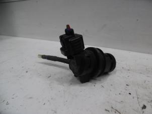 Used Windscreen washer pump Daihatsu Materia 1.3 16V Price on request offered by Verhoef Cars & Parts