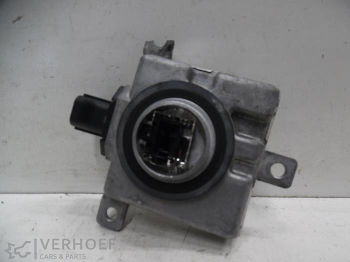 Używane Starter ksenonowy Mazda 3 (BM/BN) 2.2 SkyActiv-D 150 16V Cena na żądanie oferowane przez Verhoef Cars & Parts