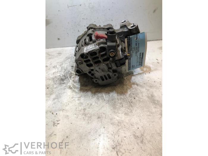 Dynamo van een Mazda 2 (NB/NC/ND/NE) 1.4 16V 2003